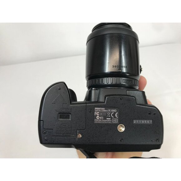PENTAX K100D CAMERA w/2 lenses PENTAX 50 MACRO, PENTAX 28-200 - Picture 6 of 11